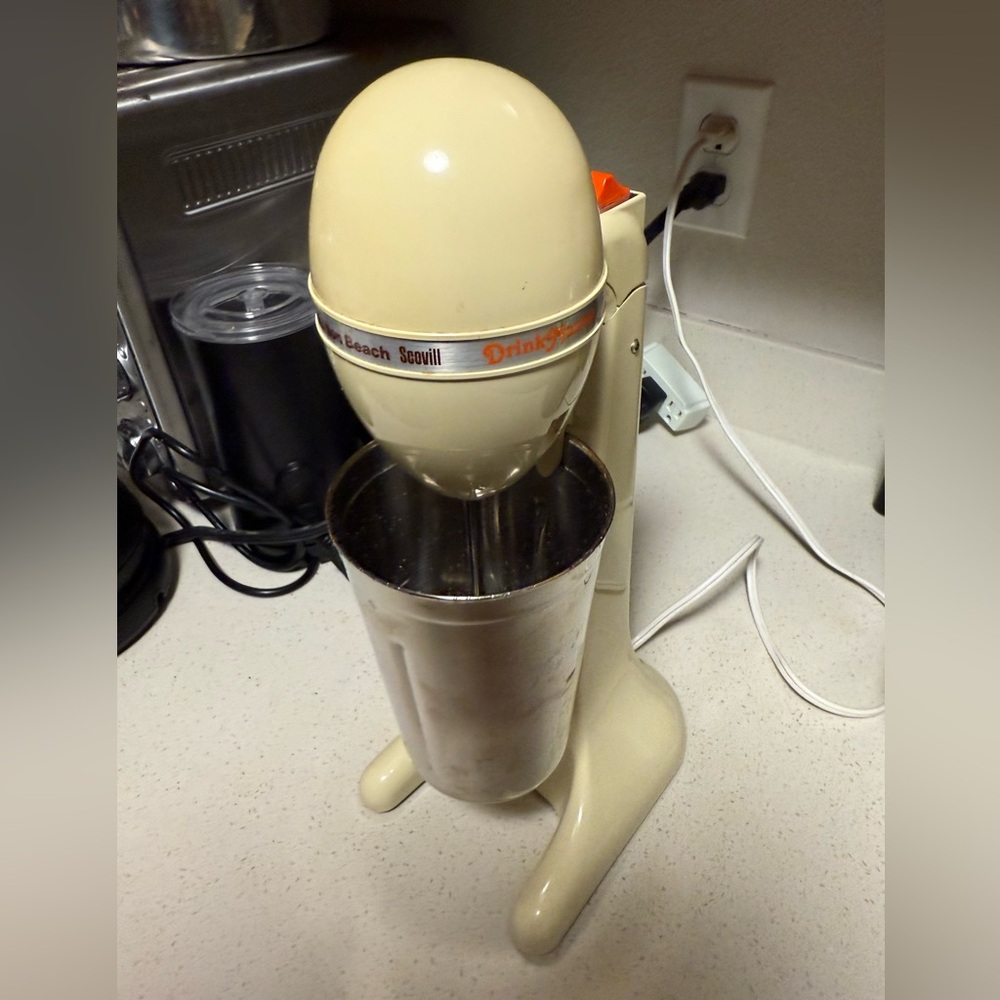 Vintage Hamilton Beach Scovill Drink Master, Milk Shake Blender
